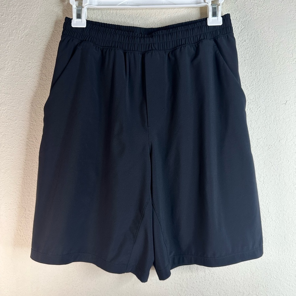 Lululemon Pace Breaker Lined back Short 9" Size small - Picture 2 of 3